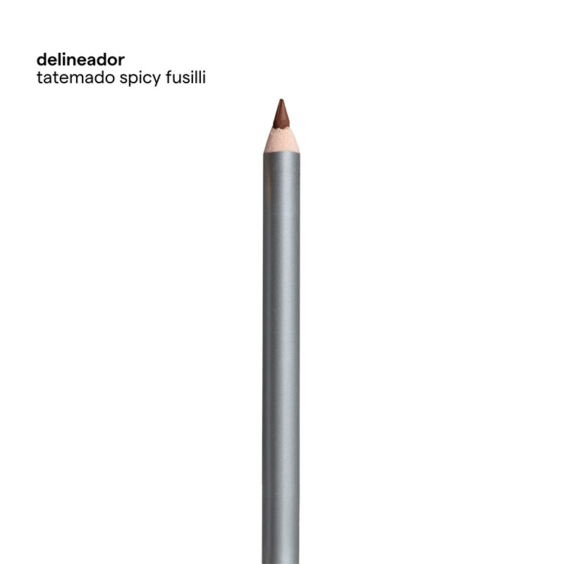 DELINEADOR INDIVIDUAL (LAPIZ ILUMINADOR PARA LABIOS)